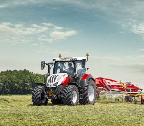 Steyr Expert CVT traktori sada s novim funkcijama!